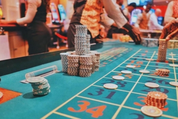 Gürcüstanda kazinolar bağlandı