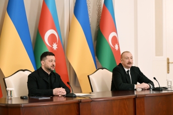 Azərbaycan və Ukrayna prezidentləri mətbuata bəyanatlarla çıxış edib - FOTOLAR | FED.az