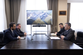 Председатель Правления ЗАО «AzerGold» встретился с победителями 5-го конкурса «Yüksəliş» | FED.az