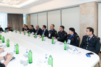 DİN: Ailə-məişət xarakterli zorakılıq əməllərinin qarşısının alınması sahəsində kompleks tədbirlər həyata keçirilir | FED.az