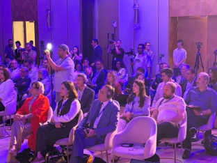 PMI Rabatda tütün zərərlərinin azaldılması və nikotinin rolu ilə bağlı tədbir keçirir - [red]FOTOLAR[/red] | FED.az