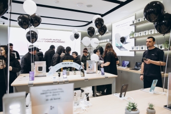 HONOR открыл второй фирменный магазин в Азербайджане с первым сервисным центром бренда | FED.az