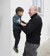 Prezident Xocavəndin Xanoba kəndində - FOTOLAR | FED.az