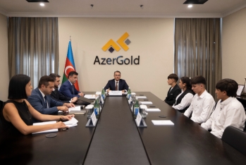 Zakir İbrahimov “Gələcəyin mədənçisi” təhsil layihəsinin tələbə adını qazanmış iştirakçıları ilə görüşüb