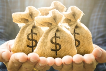 Ən sərfəli dollar əmanəti hansı bankdadır? – BANKLAR, ŞƏRTLƏR, SİYAHI (İyul, 2025)