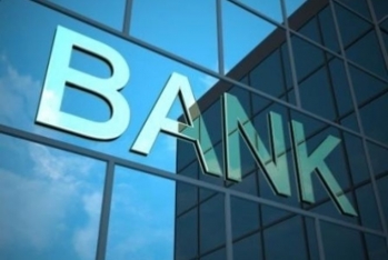 Qazaxıstanda bankların fəaliyyəti - BƏRPA OLUNACAQ