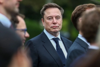 İlon Mask yenidən trilyoner oldu – «Tesla» və «Space X»in səhmləri uçur