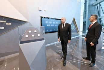 İlham Əliyev Mərkəzi Bankın yeni binasının açılışında iştirak edib - FOTOLAR | FED.az