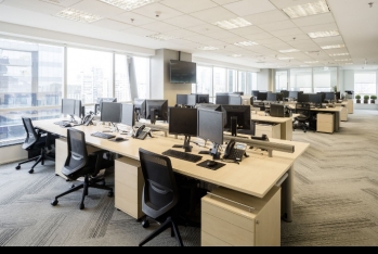 Agentlik xanım sahibkardan 204 min manata ofis icarəyə götürdü