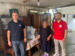 “Avrora Qrup” Qurban Bayramı münasibətilə aztəminatlı ailələrə bayram sovqatı çatdırıb - [red]FOTOLAR[/red] | FED.az