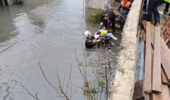Bakıda bəzi əraziləri yenidən su basdı - [red]İnsanlar təxliyə edilir - VİDEO[/red] | FED.az