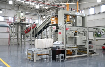 İlham Əliyev Sabirabadda pambıq emalı zavodunun fəaliyyəti ilə tanış olub | FED.az