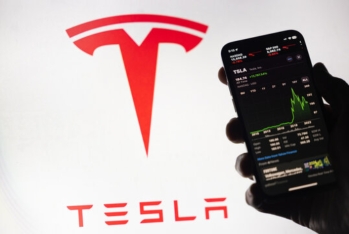 Wall Street-də yaşıl gün: Tesla liderliyi ələ aldı - SƏHM KƏSKİN BAHALAŞDI