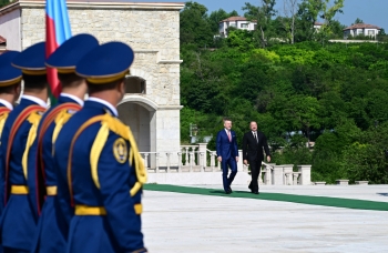 Slovakiya prezidentinin Şuşada rəsmi qarşılanma mərasimi olub - FOTOLAR | FED.az