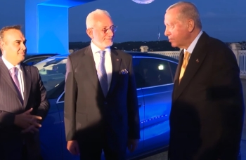Ərdoğana yeni TOGG elektromobili hədiyyə edilib - FOTO | FED.az