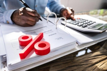 Banklar kredit faizlərindən 1,2 milyard manat gəlir əldə edib