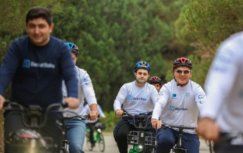 Bank of Baku əməkdaşlarından veloyürüş – Sağlam həyat, yaşıl gələcək - [red]FOTOLAR[/red] | FED.az