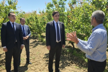 Aqrar Sığorta Fondunun sədri Gədəbəydə vətəndaşlarla görüşüb, təsərrüfatlara baş çəkib - FOTOLAR | FED.az
