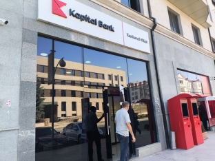 “İlk günlərdə 1-2 müştəri gəlirdi, indi 100-ə çatır – Xankəndidə həyat geri qayıdır”- [red]İlkin Babayev/”KapitalBank” – MÜSAHİBƏ - FOTOLAR[/red] | FED.az