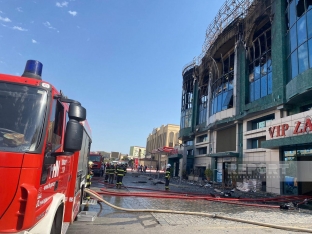 “Green House” şadlıq evində yanğın 500 kvadratmetr ərazini əhatə edib - FOTO | FED.az