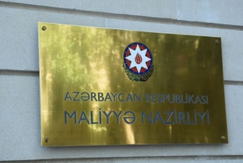 Maliyyə Nazirliyi 180 milyon manat da borclandı