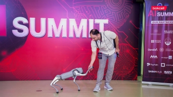 Bakcell выступила главным партнером мероприятия  “AI Strategy Summit | Baku 2026” | FED.az