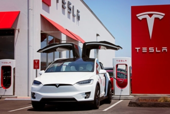Tesla səhmləri ralliyə başlayır - QİYMƏT KƏSKİN ARTDI!