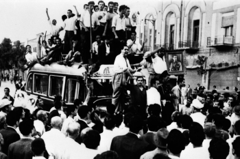 ABŞ İranda "öz şahını" təyin edə bilərmi? 70 il əvvəl neftə görə etmişdilər - BİZNES TARİXİ | FED.az