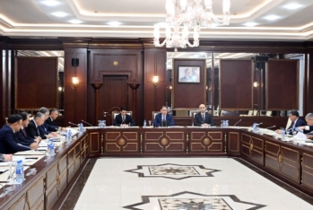 6 məsələ plenar iclasa tövsiyə edildi