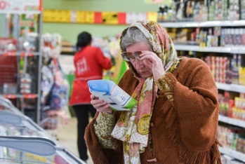 Bloomberg: Rusiyada inflyasiya son 14 ilin ən yüksək səviyyəsinə çata bilər