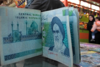 İran rialı dollar qarşısında tarixi minimumda