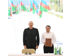 Prezident Kəlbəcər şəhərinin sakinləri ilə görüşüb, onlara mənzillərin açarlarını təqdim edib - [red]YENİLƏNİB[/red] | FED.az