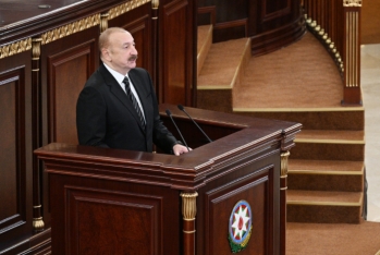 Prezident: Hərbi təyinatlı məhsulların istehsalına özəl şirkətləri də cəlb eləmişik