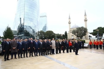 ATİB sədri Mürsəl Rüstəmov Türkiyənin Cümhuriyyət Bayramı münasibətilə keçirilən mərasimə qatılıb - [red]FOTOLAR[/red] | FED.az