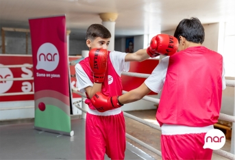 “Nar” gənclərin boks təlimlərinə dəstək olur | FED.az