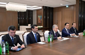 İlham Əliyev Şavkat Mirziyoyevlə görüşüb | FED.az