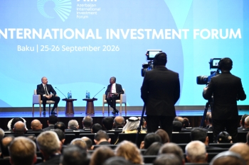 İlham Əliyev II Azərbaycan Beynəlxalq İnvestisiya Forumu çərçivəsində keçirilən tədbirdə iştirak edib | FED.az