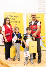 Yelo Bank Cəbrayılda birincilərin məktəb həyəcanına - [red]ŞƏRİK OLDU![/red] | FED.az