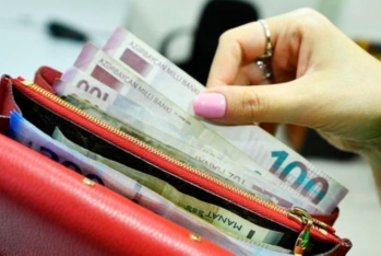 İldə azı bir dəfə minimum əmək haqqının məbləğinə yenidən baxılacaq