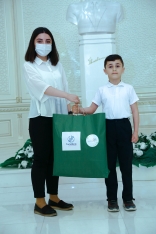 TuranBank и волонтеры ASAN осчастливили детей | FED.az