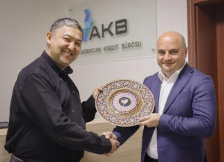 Özbəkistan Kredit Bürosu nümayəndələri Azərbaycan Kredit Bürosuna səfər edib - FOTO | FED.az
