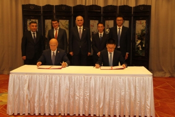 Çin şirkəti Ələt Azad İqtisadi Zonasında günəş panelləri istehsal edəcək | FED.az