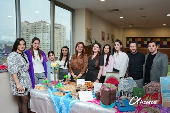 Azercell Könüllüləri Novruz və Ramazan bayramları münasibətilə xeyriyyə yarmarkası təşkil edib | FED.az