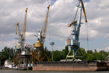 Ukraynada dəniz limanı hərraca çıxarılıb - TARİXDƏ İLK