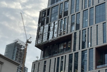 Dubay Beynəlxalq Maliyyə Mərkəzi vuruldu - VİDEO