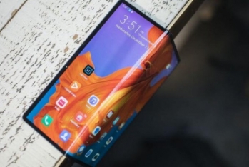 "Huawei"in qatlanan smartfonlarının satışı başlayır - QİYMƏT
