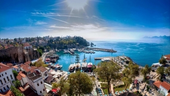 Antalya turist sayında rekord vurdu - RƏQƏMLƏR