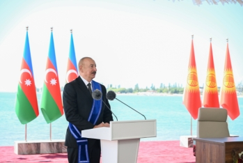 Azərbaycan və Qırğızıstan prezidentləri mətbuata bəyanatlarla çıxış ediblər - TAM MƏTİN
