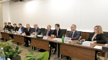 Dövlət Məşğulluq Agentliyinin nümayəndə heyəti Veysəloğlu Şirkətlər Qrupunda olub - [red]FOTOLAR[/red] | FED.az