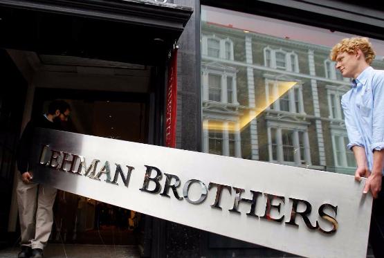 Рынок Гонконга вспомнил про Lehman Brothers